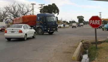 Quejas por rotonda que obstaculiza el tránsito Quejas por rotonda que obstaculiza el tránsito