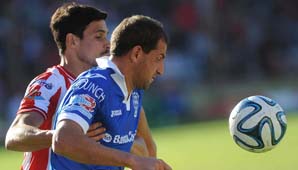 Huracán ganó y postergó el ascenso de Independiente Huracán ganó y postergó el ascenso de Independiente