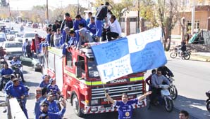 Caluroso recibimiento a Unión en Villa Krause Caluroso recibimiento a Unión en Villa Krause