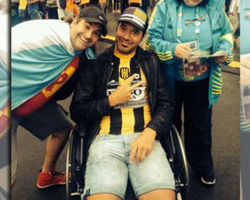 Futbolista se hizo pasar por discapacitado para entrar al VIP Futbolista se hizo pasar por discapacitado para entrar al VIP