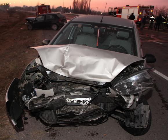 4 heridos en Acceso Este 4 heridos en Acceso Este