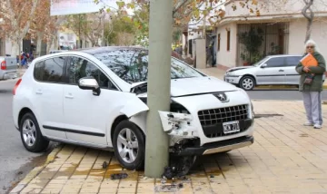 Dañino choque en el centro Dañino choque en el centro