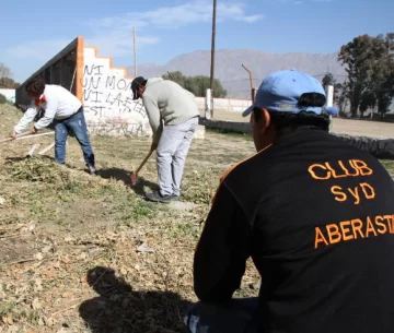 Los hinchas que buscan resucitar un club pocitano Los hinchas que buscan resucitar un club pocitano