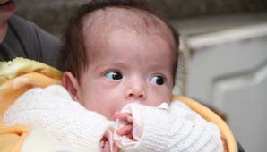 La pequeña luchadora ya está en su casa La pequeña luchadora ya está en su casa