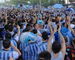 El nuevo hit: “¿Qué te pasa brazuca?” El nuevo hit: “¿Qué te pasa brazuca?”