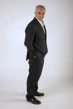 “Construyo mi Dios en cada función” “Construyo mi Dios en cada función”