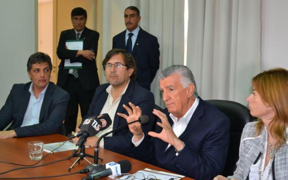 Fuerte apoyo de Gioja a la Ley de Abastecimiento Fuerte apoyo de Gioja a la Ley de Abastecimiento