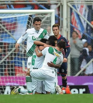 San Lorenzo no cambia la página San Lorenzo no cambia la página
