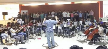 Voces y música joven Voces y música joven