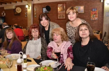 Cena en el Día del Locutor Cena en el Día del Locutor