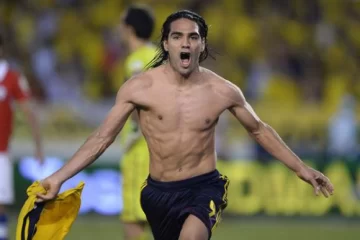 Falcao jugará en Manchester United con Angel Di María Falcao jugará en Manchester United con Angel Di María