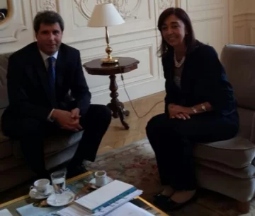 Un acercamiento con Francia Un acercamiento con Francia