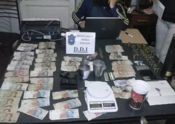 Drogas: caen 3 supuestos vendedores Drogas: caen 3 supuestos vendedores