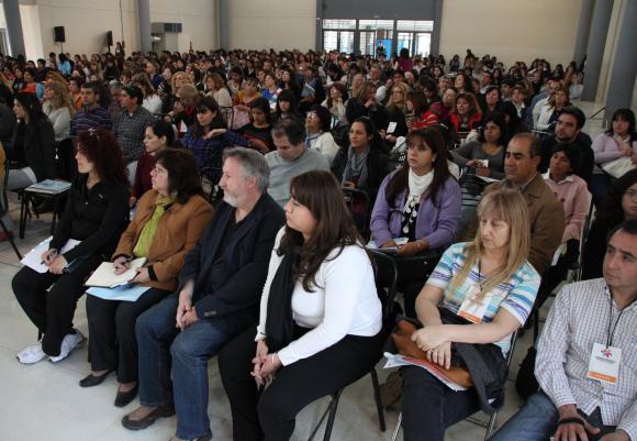 Foro de drogadicción: larga con más de 300 inscriptos Foro de drogadicción: larga con más de 300 inscriptos