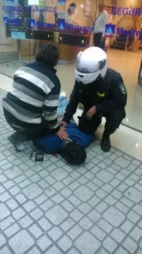 Cayó una banda que robaba motos de alta gama y celulares en pleno centro capitalino Cayó una banda que robaba motos de alta gama y celulares en pleno centro capitalino