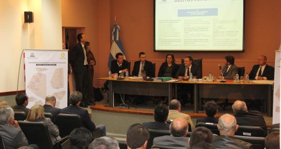 Sin críticas de la oposición Cuevas habló de seguridad Sin críticas de la oposición Cuevas habló de seguridad