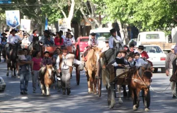 Cabalgata con debutantes Cabalgata con debutantes