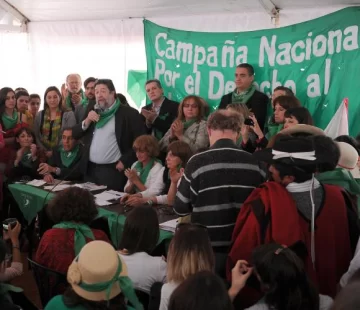 Compromiso clave por la despenalización del aborto Compromiso clave por la despenalización del aborto