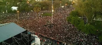 Ciro la rompió ante más de 100.000 personas Ciro la rompió ante más de 100.000 personas