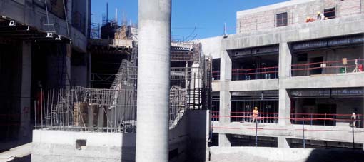 En noviembre terminan la obra gruesa del Teatro del Bicentenario y en septiembre del 2015 lo inauguran En noviembre terminan la obra gruesa del Teatro del Bicentenario y en septiembre del 2015 lo inauguran