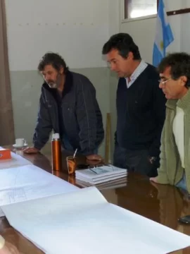 Iglesia busca $130 millones para las cloacas de Rodeo Iglesia busca $130 millones para las cloacas de Rodeo