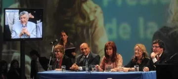 Cristina Fernández destacó la importancia de la nueva ruta para la integración con el Pacífico Cristina Fernández destacó la importancia de la nueva ruta para la integración con el Pacífico