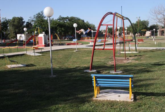 Pavimento en dos barrios Pavimento en dos barrios