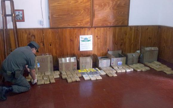 Fueron a retirar 20 kilos de marihuana y cayeron Fueron a retirar 20 kilos de marihuana y cayeron