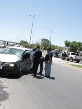 Dos mujeres heridas en una colisión Dos mujeres heridas en una colisión