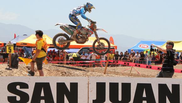 “Abrió una gran puerta” “Abrió una gran puerta”