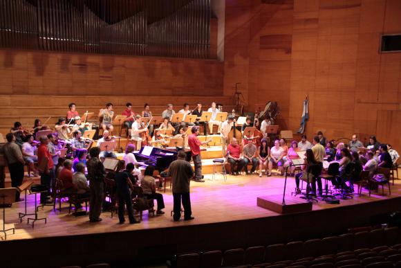 Un adiós con La viuda Alegre Un adiós con La viuda Alegre