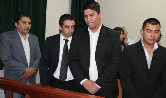 Perpetua a un expolicía por matar a un preso enfermo Perpetua a un expolicía por matar a un preso enfermo