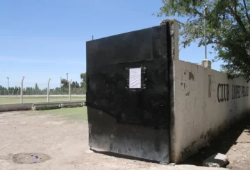 Demoraron a 101 personas en una fiesta clandestina Demoraron a 101 personas en una fiesta clandestina