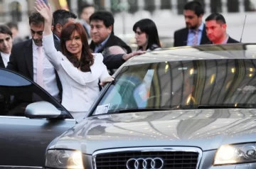 CFK cierra la puerta a la quita de Ganancias CFK cierra la puerta a la quita de Ganancias