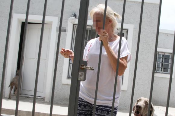 En una hora, saquean la casa de una familia En una hora, saquean la casa de una familia