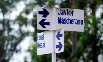 La esquina de Mascherano y Messi, en un barrio tucumano La esquina de Mascherano y Messi, en un barrio tucumano