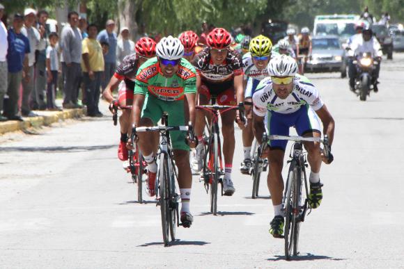 Los valles son de Rosas Los valles son de Rosas