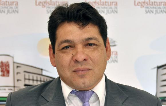 Afirman que el diputado acusado de golpear a un policía estaba ebrio Afirman que el diputado acusado de golpear a un policía estaba ebrio