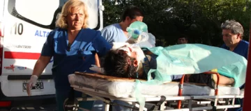 Falleció el chico al que un amigo le pisó la cabeza con la rueda de su moto Falleció el chico al que un amigo le pisó la cabeza con la rueda de su moto