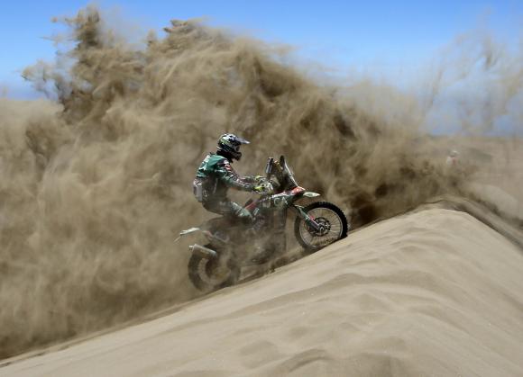 Hoy: caminos separados Hoy: caminos separados