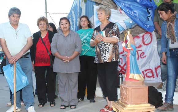 Una intervención que puede tardar unas dos horas, en una zona muy sensible Una intervención que puede tardar unas dos horas, en una zona muy sensible