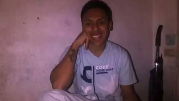 Ladrones le robaron una moto, no pudieron arrancarla y lo mataron Ladrones le robaron una moto, no pudieron arrancarla y lo mataron