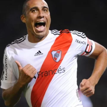 Trezeguet cuelga los botines Trezeguet cuelga los botines