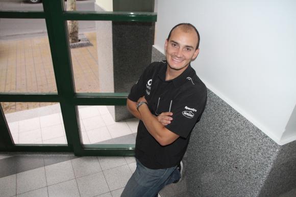 A volar a 300 km/h A volar a 300 km/h