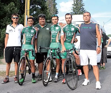 Todos satisfechos tras el bautismo Todos satisfechos tras el bautismo