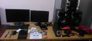 Robo a la Casa de la Mujer Mercantil: detuvieron a dos personas con gran parte del botín Robo a la Casa de la Mujer Mercantil: detuvieron a dos personas con gran parte del botín