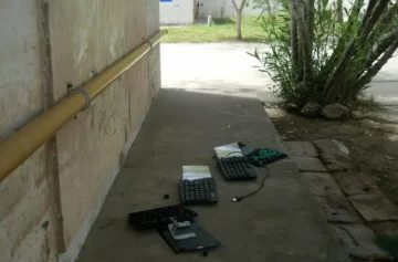 Sarmiento: robo y vandalismo en edificio escolar Sarmiento: robo y vandalismo en edificio escolar