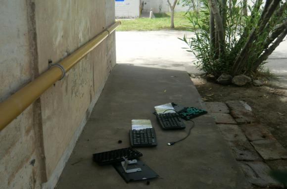 Sarmiento: robo y vandalismo en edificio escolar Sarmiento: robo y vandalismo en edificio escolar