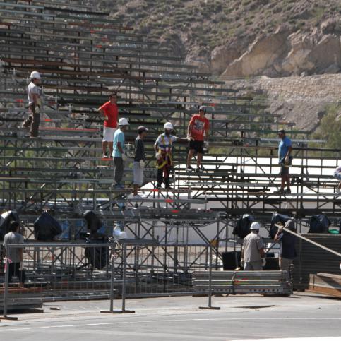 Autódromo: ya están listas las 4 tribunas que rodearán el escenario Autódromo: ya están listas las 4 tribunas que rodearán el escenario
