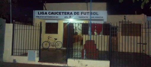 A mano armada, delincuentes robaron $7.000 de la Liga Caucetera de Fútbol A mano armada, delincuentes robaron $7.000 de la Liga Caucetera de Fútbol